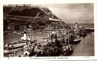 Scarborough, Harbour, Castle Hill, steamships, automobiles, Gold Flake shop