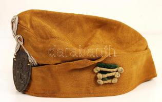 cca 1940 Levente sapka, sapkajelvénnyel. / Hungarian paramilitary youth organisation hat