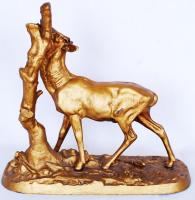 Szarvas a fánál. Festett öntöttvas, agancs hiányzik. m:35 cm, h:33 cm, sz:13 cm, s:7,5 kg