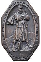 ~1914. "SZURMAY HADSEREGCSOPORT UZSOK / EGY ISTENEM EGY KIRÁLYOM EZÉRT HALOK, AZT IMÁDOM" jelzett Ag nyolcszögletes plakett (98.4g/0.990/83x53mm) szignózott T:1-  Hungary ~1914. "Szurmay Army Group Uzsok" hallmarked silver plaque, artist signed (98.4g/0.990/83x53mm) C:AU