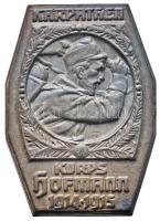 Osztrák-Magyar Monarchia 1914-1915. "Hofmann hadtest Kárpátok 1914-1915" cink sapkajelvény, függőleges tű (41x30mm) T:2 Austro-Hungarian Monarchy 1914-1915. "KARPATHEN KORPS HOFMANN 1914-1915" zinc cap badge, vertical pin (41x30mm) C:XF