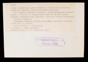 cca 1970 Brezsnyev és Kádár egy asztalnál, hátoldalon feliratozva, 24x16 cm