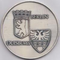 NSZK 1988. "100 éves a Német Tacskóklub / Berlin - Duisburg" ezüstözött Br emlékérem (80mm...