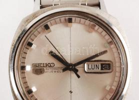 cca 1970 Seiko 5 kiváló állapotú, működő automata karóra, naptárral, fém szíjjal / Seiko 5 automatic...