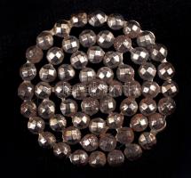 Bizsu tétel, benne fülklipsz, kitűző, gyűrű, gomb, összesen 3 db