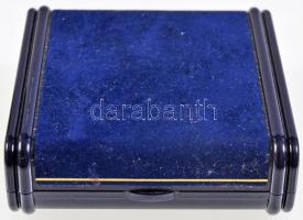 1996. "Magyar Sporttudományért Aranyplakett" aranyozott fém emlékérem dísztokban (70mm) T:...