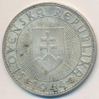 Szlovákia 1944. 10K Ag "Templom kereszt nélkül" T:2-
Slovakia 1944. 10 Korun Ag "With...