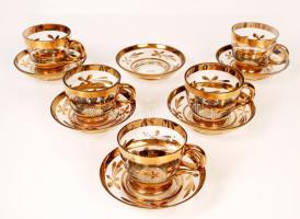 Jelzett aranyozott üveg csészék+alj, kettőn apró csorba