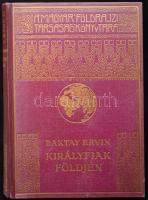 Magyar Földrajzi Társaság Könyvtára: Baktay Ervin: Királyfiak földjén (Rádzsputána és Gudzsarát). 60 képpel és 1 térképpel. [Bp., 1939], Franklin Társulat. Aranyozott vászonkötésben, jó állapotban, a margók helyenként kicsit kopottasak.