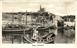 Gozo, Fort Chambrai, boats