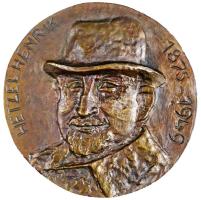 Végh Attila 1974. "Hetzel Henrik 1875-1949" Br plakett (212mm) T:2