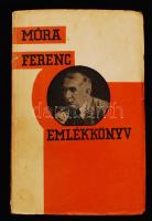 Emlékkönyv Móra Ferenc 30 éves írói jubileumára. Bp., 1932, Móra Ferenc emlékkönyv szerkesztőségének kiadása. Fűzött, a borító kicsit viseltes, hátulján ceruzarajzokkal, jó állapotban.