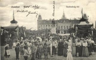 Zombor, Szabadság tér, ünnepség a Schweidel-szobornál / Liberty square, inauguration of Schweidel's statue