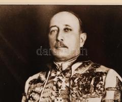 vitéz Igmándy-Hegyessy Géza testőr altábornagy, a testőrség parancsnoka fényképe, saját kezű aláírás...