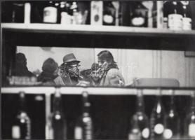 cca 1970 Balla András: Görbe tükör, aláírt vintage fotóművészeti alkotás, 17x24 cm