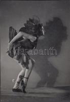 cca 1930-1940 Leichtner Erzsébet: A kiskakas szerepében a Szentpál iskola egyik növendéke, pecséttel jelzett vintage fotó, 16x5x11,5 cm