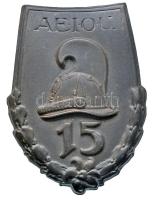 Osztrák-Magyar Monarchia ~1916. "15. Dragonyos Ezred" cink sapkajelvény hátoldalon "ATELIER GURSCHNER WIEN LINDENG 9." gyártói jelzéssel, függőlege tű (34x25mm)  T:1-,2 Austro-Hungarian Monarchy ~1916. "15th Dragoon Regiment" zinc cap badge with makers mark "ATELIER GURSCHNER WIEN LINDENG 9.", vertical pin (38x34mm) C:AU,XF