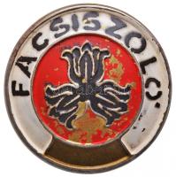 ~1935. "Csepeli Papírgyár facsiszoló üzemének jelvénye" festett réz jelvény (40mm) T:2- Hungary ~1935. "Badge of the Paper Mill of Csepel, wood burnisher factory" painted copper badge (40mm) C:VF