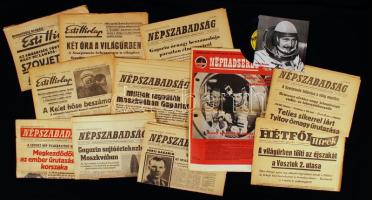 cca 1959-1980 Űrhajózással, a világűr meghódításával kapcsolatos tétel: korabeli újságok 11 db különkiadásai, valamint Farkas Bertalan hanglemez