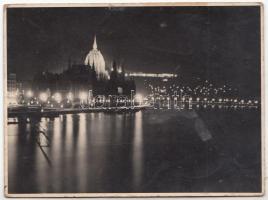 Budapest éjjel - 14 db régi képeslap / 14 old postcards