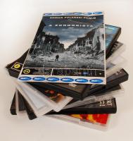 DVD filmek: A tűz markában, feltámadás, Ali G, légihíd, Aaltra, Az igazság fogságában, Frida, A zongorista, összesen: 5 db