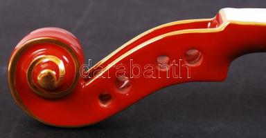 Hollóházi Szász Endre tervezte hegedű, kézzel festett, jelzett, hibátlan, hiányos, h:59 cm