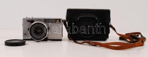 Zorki 10 fényképezőgép, eredeti bőr tokban /
camera