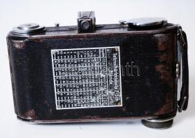 cca 1935 Balda Baldina harmonikás fényképezőgép Ludwig Meritar 5cm/f2,9 objektívvel / 
Balda Baldina...