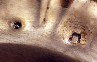 Ezüst (Ag.) kis tálka, jelzett (Dianás), apró horpadásokkal, mesterjeggyel(L), d:12,5 cm, nettó:43 g