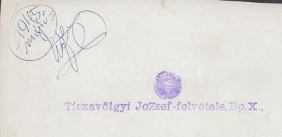 1945. május, Tiszavölgyi József: Budapest éhező lakossága lábon kaja az élelmiszer utánpótlást, a há...