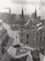 1950 Dr. Sevcsik Jenő (1899-1996): Esztergom, feliratozott vintage fotó, 24x18 cm