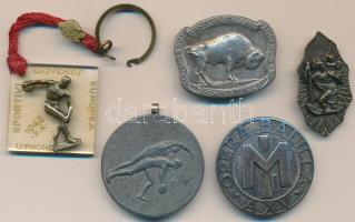 5db klf magyar és külföldi fém sportérem, jelvény, közte Berán Lajos (1882-1943) / Berán Nándor (1889-1965) 1927. "X. Nemzetközi Zoológiai Kongresszus" fém jelvény (31x39mm) T:vegyes