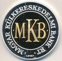 Lebó Ferenc (1960-) 1997. "MKB Rt." Ag(0.999) emlékérem (31.1g/42,5mm) belső rész aranyozva T:PP Dísztokban
