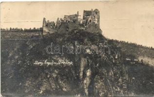 Sztrecsnó, Sztrecsény; vár / castle (fa)