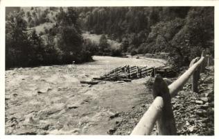 Fehér-Tisza, tutajosok / River, rafters