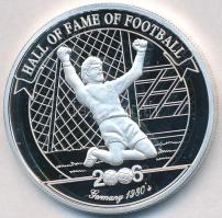 Uganda 2006. 2000Sh Ag "A labdarúgás halhatatlanjainak csarnoka - Németország 1980-as évek / Ha...