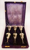 Régi fém likőrös készlet, 6 talpas pohár, dobozban, m: 9 cm