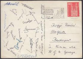 1966 A Fradi focistáinak (Mátrai, Szűcs, Szőke stb.) aláírása Svájcból hazaküldött képeslapon