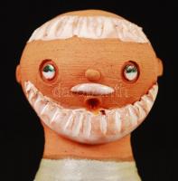 Kiss Roóz Ilona (1920-2010): Öregapó. Festett mázas kerámia, hibátlan, jelzett, m:13 cm