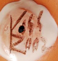 Kiss Roóz Ilona (1920-2010): Öregapó. Festett mázas kerámia, hibátlan, jelzett, m:13 cm