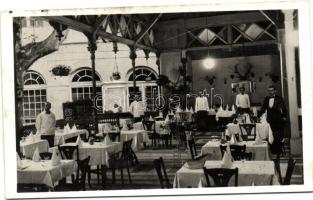 Budapest II. Sebesta Császárkert vendéglő belső