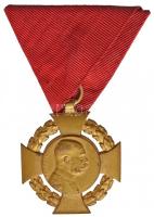 1908. "Polgári Jubileumi Kereszt" aranyozott bronz kitüntetés mellszalagon T:2,2- Hungary 1908. "Jubilee Cross for Civil State Officials" gilt bronze decoration with ribbon C:aXF NMK 270.