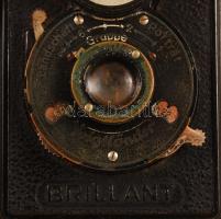 Voigtländer Brillant típusú antik fényképezőgép bőr tokkal /
Voigtländer camera with leather case