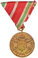 Bulgária 1933. "Háborús emlékmedál 1915-1918" aranyozott fém kitüntetés mellszalagon T:2 Bulgaria 1933. "Commemorative Medal for the War of 1915-1918" gilt metal decoration with ribbon C:XF