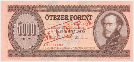 1993. 5000Ft "MINTA" perforációval és felülnyomással "J 00000392" sorozatszámmal T:I Hungary 1993. 5000 Forint with "MINTA" (SPECIMEN) perforation and "J 00000392" serial number C:UNC Adamo F51M