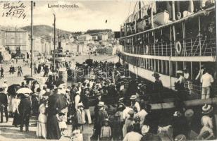 Mali Losinj, Lussinpiccolo; ship station, departure