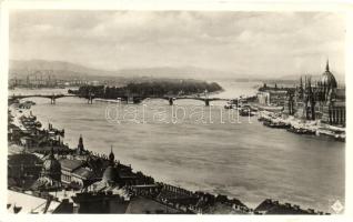 Budapest, Kilátás a Margitszigetre és az Országházra (EK)