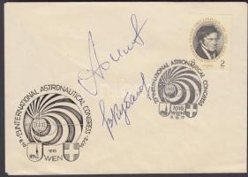 1972 Nemzetközi Asztronautikai Szövetség Kongresszusa alkalmi levél Kubaszov és egy másik szovjet űrhajós autogrammjával / Autograph signatures of Russian astronauts