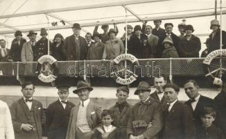 Dampfer Lussino bei Fiume / SS Lussino cruise ship, photo