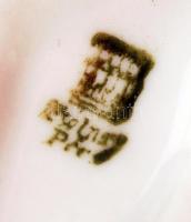 Zsolnay porcelán őz kicsinyével, apró mázhibával, jelzett, 12x11 cm